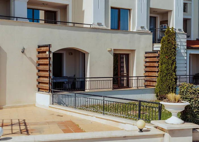 за гости октопод к-кс карпе дием Balchik