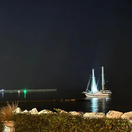 Апартаменти за гости октопод к-кс карпе дием