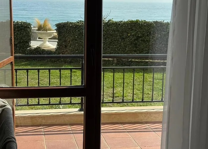 Апартаменти за гости октопод к-кс карпе дием Балчик